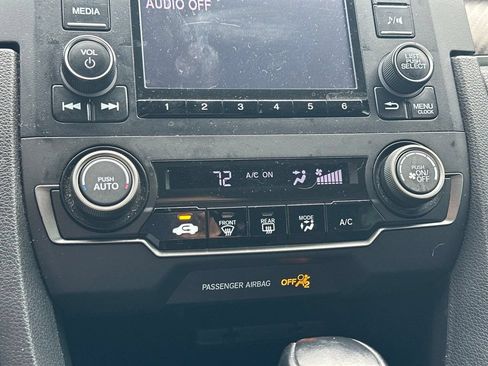 Used 2018 Honda Civic Sport image 24