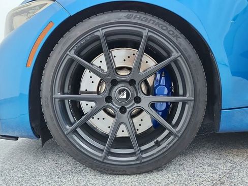 Used 2016 BMW M2 image 13