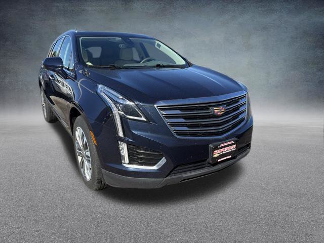 Used 2017 Cadillac XT5 Premium Luxury FWD image 4