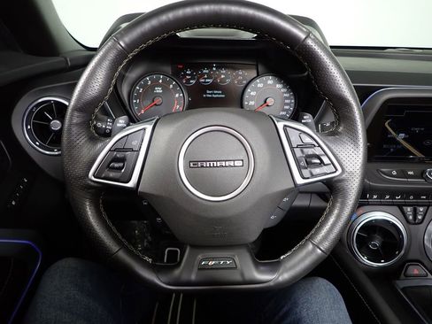 Used 2017 Chevrolet Camaro SS RWD image 30