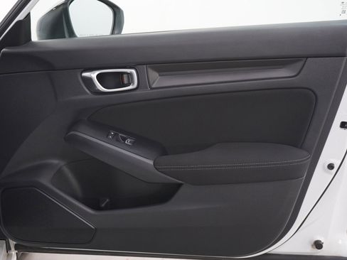 Used 2022 Honda Civic Sport image 9