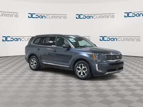 Used 2021 Kia Telluride EX w/ Towing Package AWD/4WD image 2