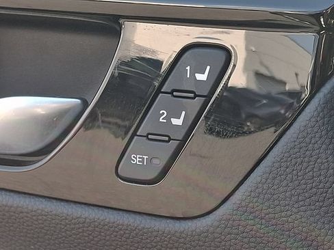 Used 2023 Honda CR-V EX-L image 26