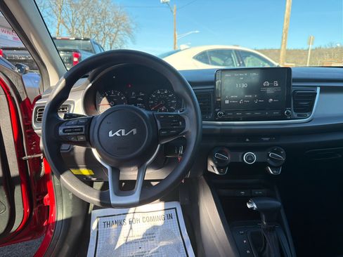 Used 2022 Kia Rio S image 19