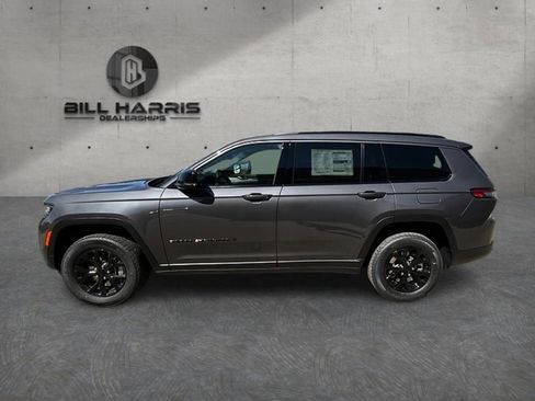 New 2026 Jeep Grand Cherokee L 4WD image 9