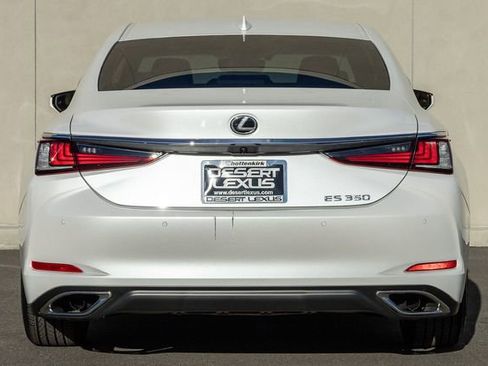 Used 2025 Lexus ES 350 w/ Premium Package image 4