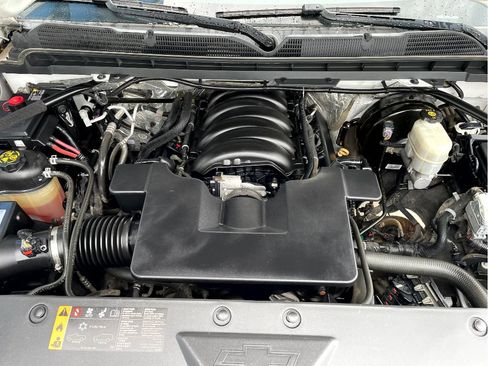 Used 2017 Chevrolet Silverado 1500 LT w/ Rally 2 Edition AWD/4WD image 7
