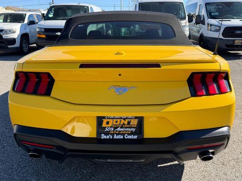 Used 2024 Ford Mustang Premium image 16