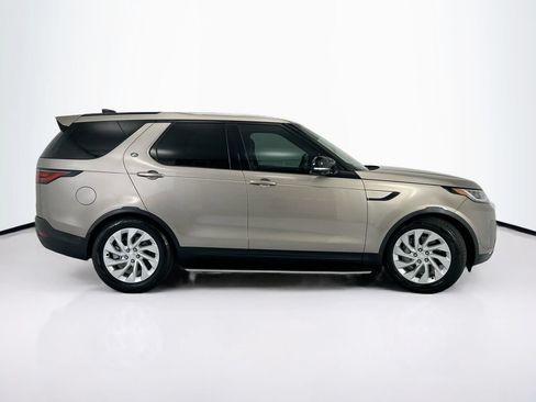 Certified 2025 Land Rover Discovery S AWD/4WD image 4
