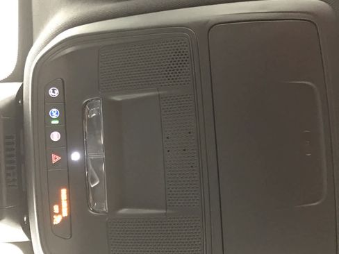 New 2026 Chevrolet Equinox LT w/ Convenience Package II image 30