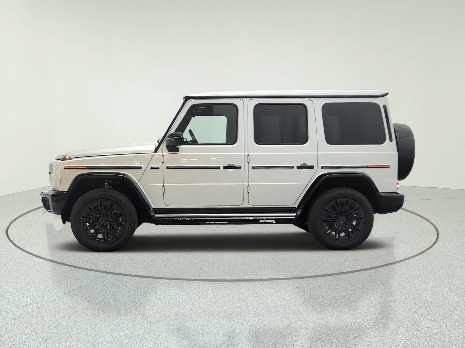 New 2027 Mercedes-Benz G 580 e image 8