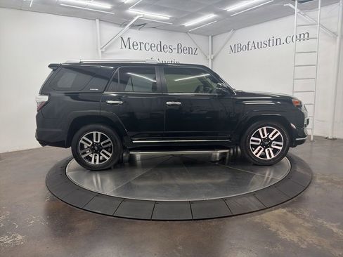 Used 2018 Toyota 4Runner Limited image 8