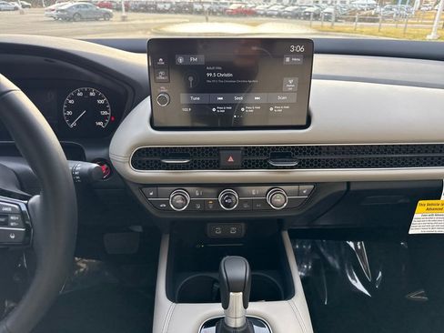 New 2026 Honda HR-V EX-L image 15