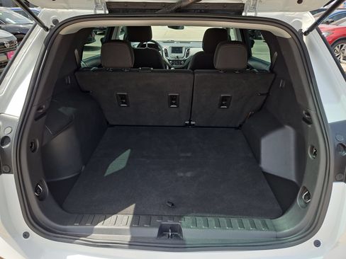 Used 2021 Chevrolet Equinox LS FWD image 17