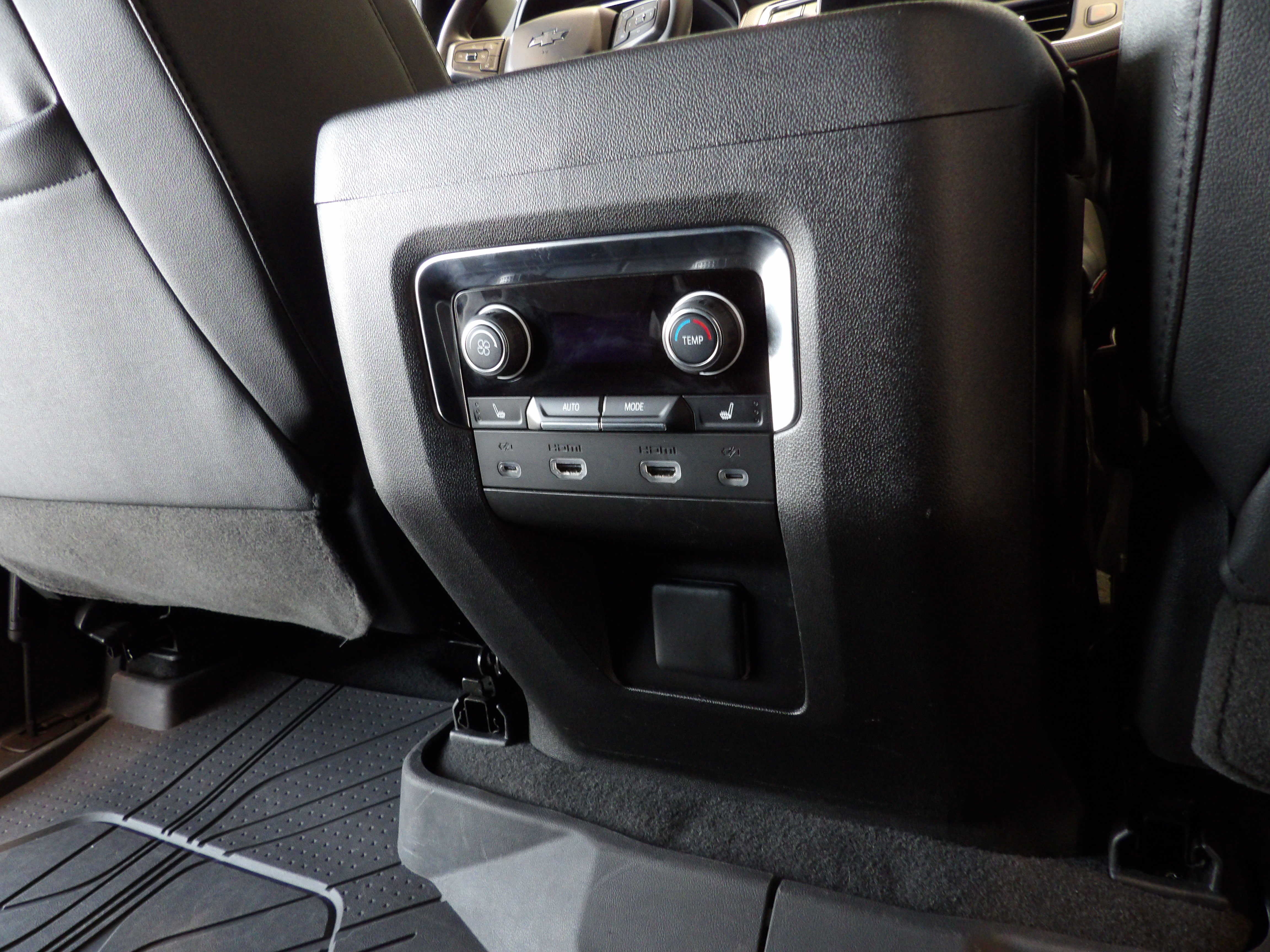 Used 2023 Chevrolet Tahoe RST w/ Luxury Package AWD/4WD image 25