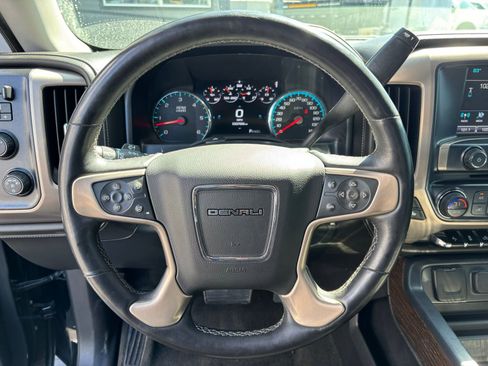 Used 2017 GMC Sierra 1500 Denali AWD/4WD image 11