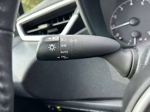 Used 2023 Toyota Corolla SE FWD image 21