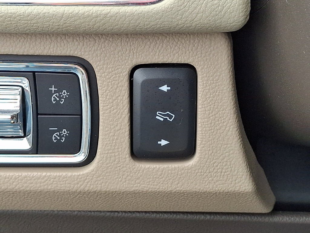 Used 2022 Lincoln Navigator L Reserve AWD/4WD image 24