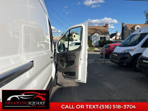 Used 2023 Ford Transit 250 Medium Roof AWD w/ Load Area Protection Package image 23
