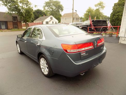 Used 2011 Lincoln MKZ FWD image 6
