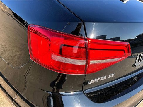 Used 2015 Volkswagen Jetta SE image 21