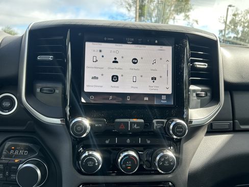 New 2026 RAM 1500 4x4 Crew Cab image 29