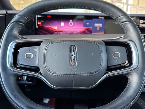 Used 2024 Lincoln Nautilus Reserve w/ Equipment Group 202A image 24