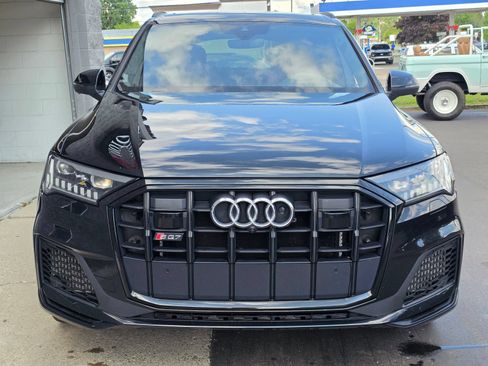Used 2022 Audi SQ7 Prestige w/ Prestige Package AWD/4WD image 2