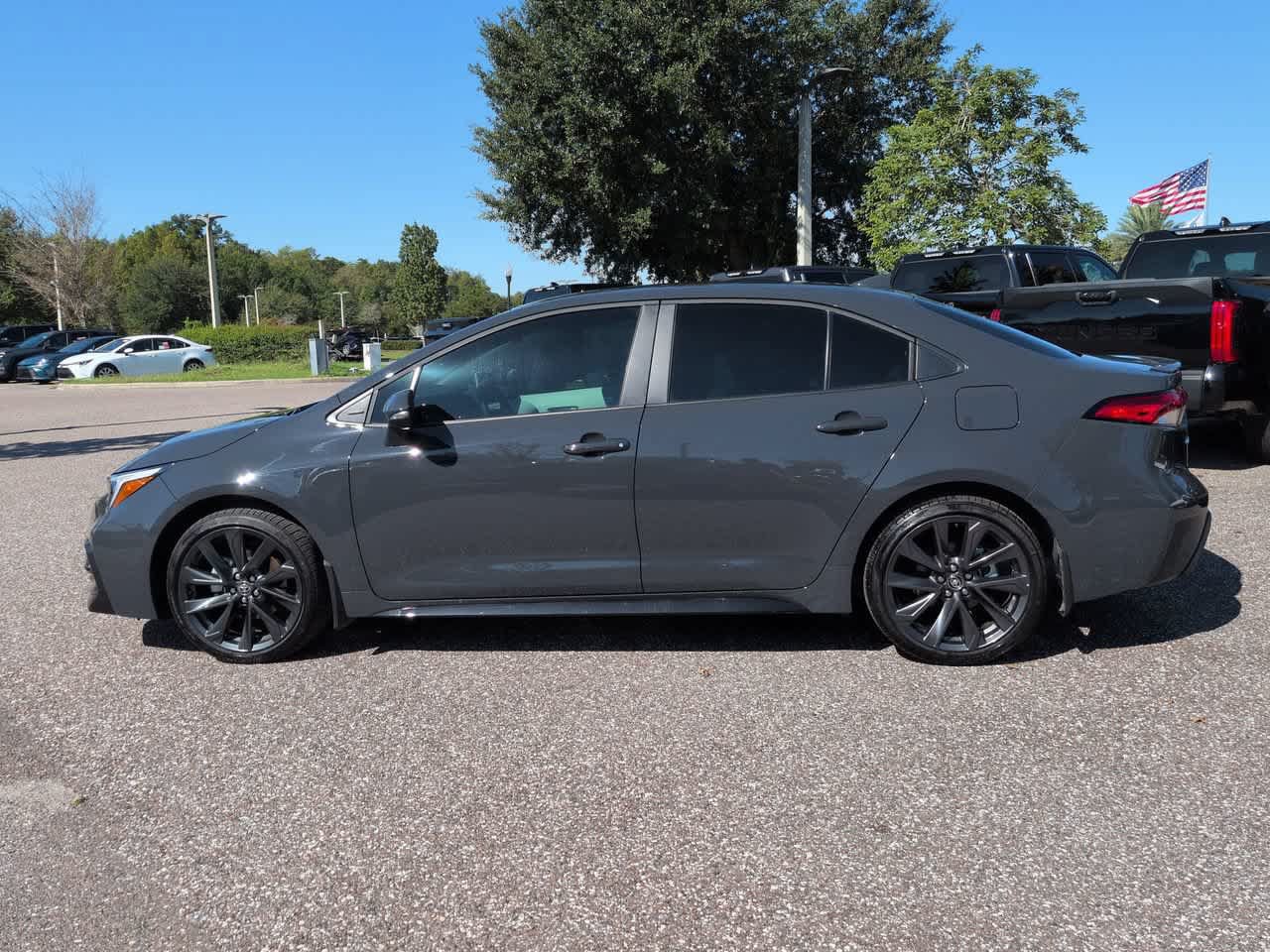 Certified 2026 Toyota Corolla SE w/ SE Package FWD image 3