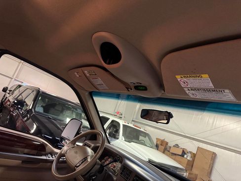 Used 2000 Ford F350 Lariat image 22