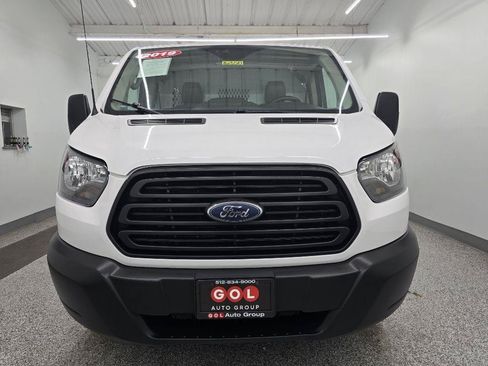 Used 2019 Ford Transit 250 130 Low Roof RWD image 3