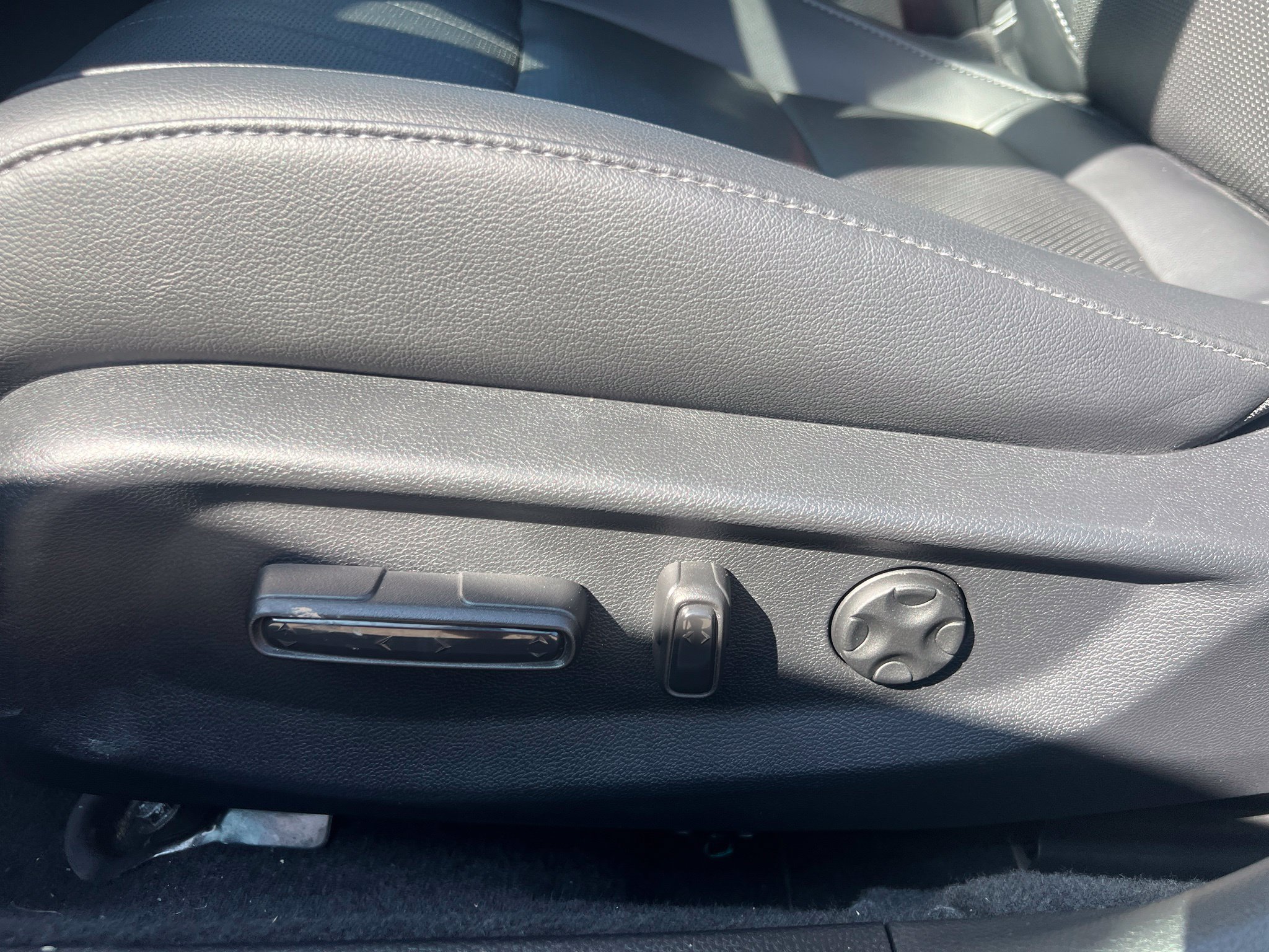 Used 2021 Honda Accord EX-L image 25