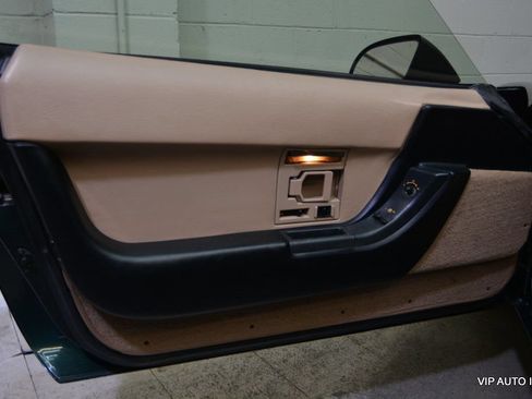 Used 1992 Chevrolet Corvette Coupe RWD image 7