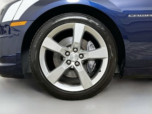 Used 2011 Chevrolet Camaro SS RWD image 33