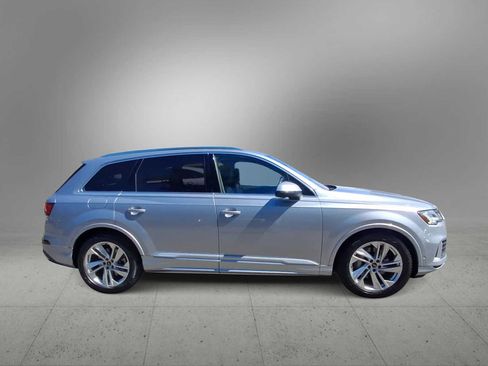 Used 2022 Audi Q7 3.0T Prestige w/ Prestige Package AWD/4WD image 9