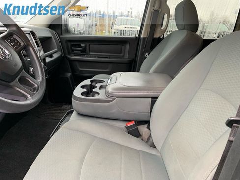 Used 2018 RAM 1500 Express image 9