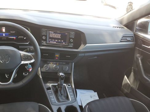 Certified 2024 Volkswagen Jetta Sport FWD image 20