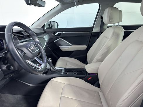 Used 2020 Audi Q3 2.0T Premium AWD/4WD image 5