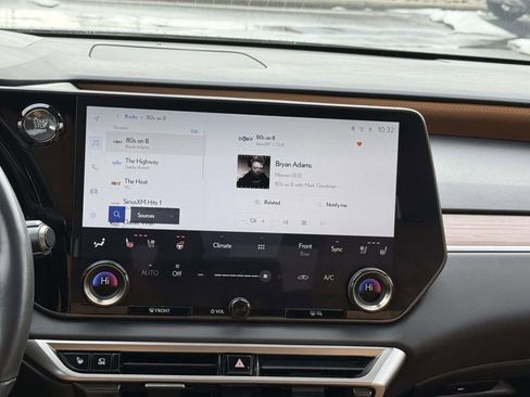 Used 2023 Lexus RX 350 Premium Plus w/ Accessory Package image 10