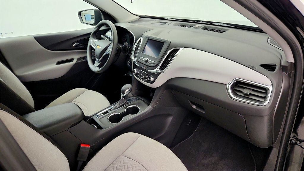 Used 2024 Chevrolet Equinox LS FWD image 23