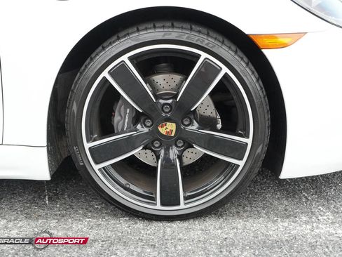 Used 2018 Porsche 718 Cayman RWD image 10