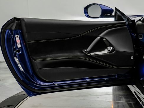 Used 2023 Ferrari 812 GTS RWD image 97