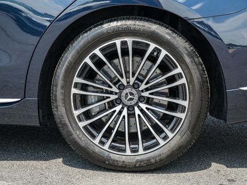 Certified 2023 Mercedes-Benz S 500 4MATIC image 18