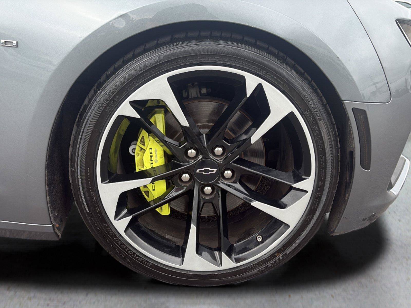Used 2020 Chevrolet Camaro SS RWD image 52