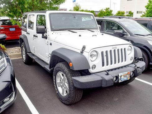 Used 2014 Jeep Wrangler Unlimited Sport w/ Quick Order Package 24S AWD/4WD image 14
