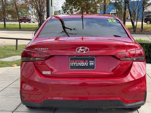 Used 2022 Hyundai Accent SE w/ Cargo Package image 18