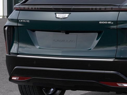 New 2026 Cadillac Lyriq Signature Luxury w/ Nappa Leather Package AWD/4WD image 14