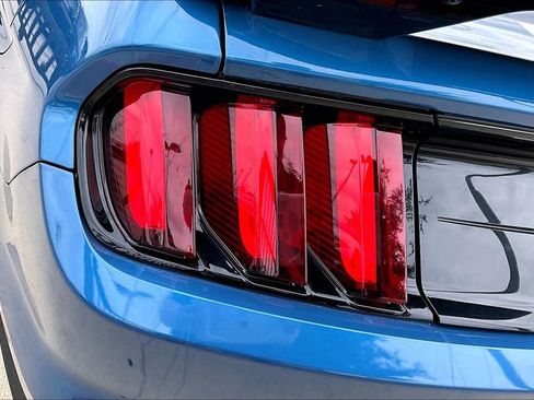 Used 2019 Ford Mustang Shelby GT350 w/ Technology Package RWD image 36