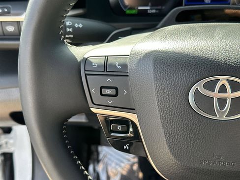 Used 2026 Toyota Crown Platinum image 24