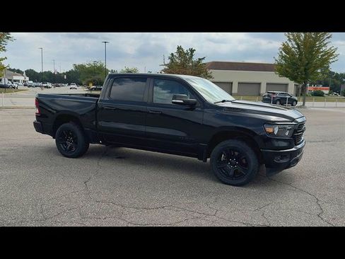 Used 2020 RAM 1500 Big Horn AWD/4WD image 30